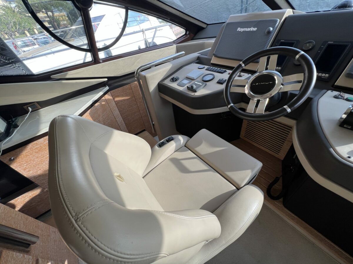 AZIMUT 60 - Image 15