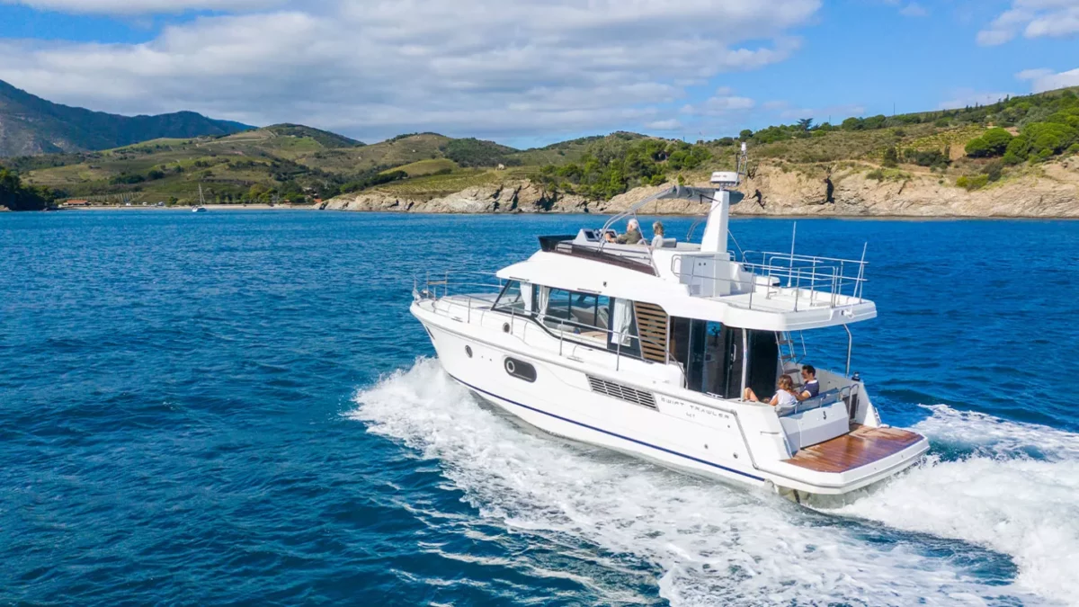 BENETEAU SWIFT TRAWLER 41 - Image 2