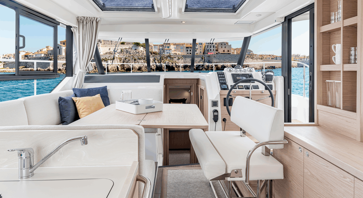 BENETEAU SWIFT TRAWLER 41 - Image 3