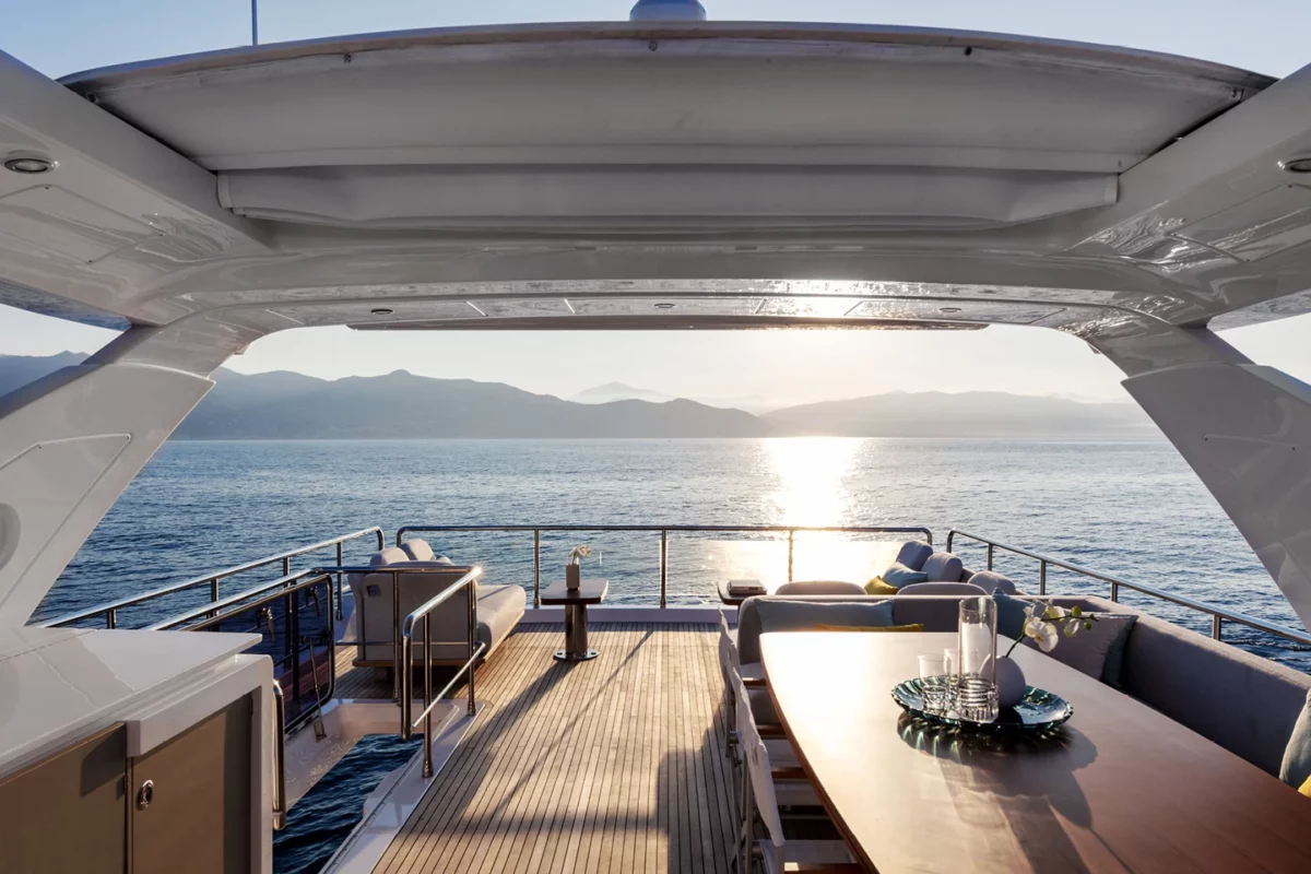 AZIMUT 72 FLYBRIDGE - 2020 - Image 7
