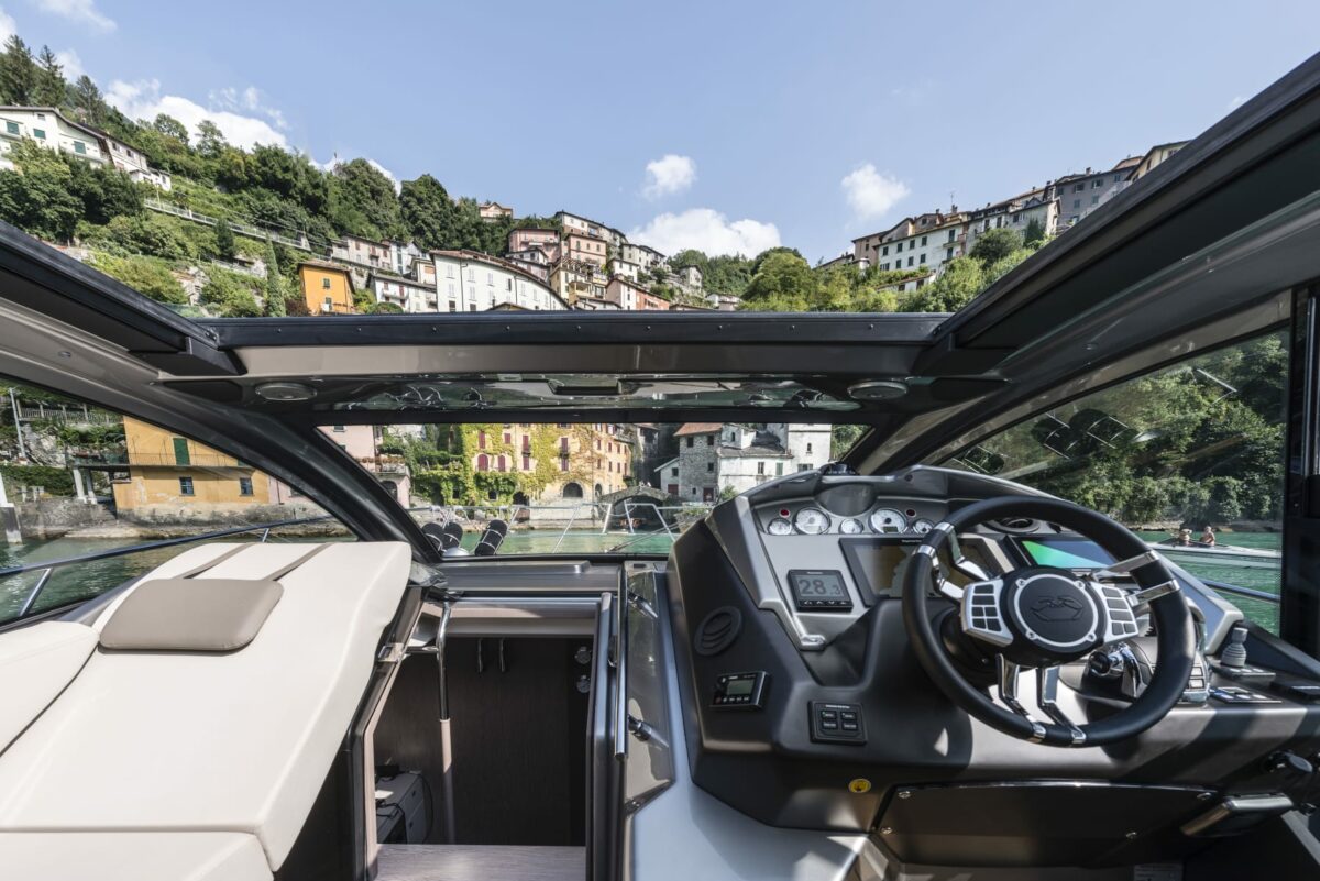 CRANCHI M44 HT - CHARTER - Image 6
