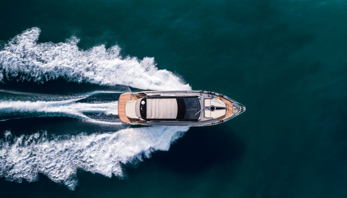 CRANCHI M44 HT - CHARTER - Image 4