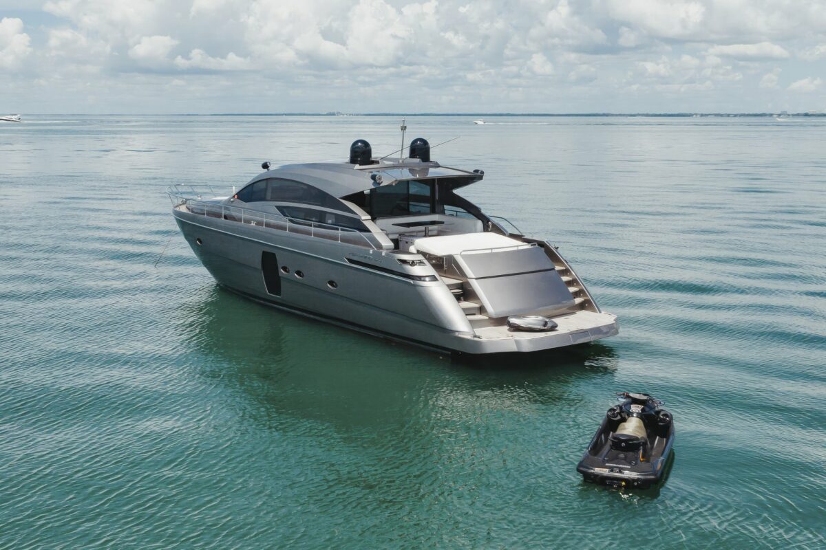 PERSHING 64