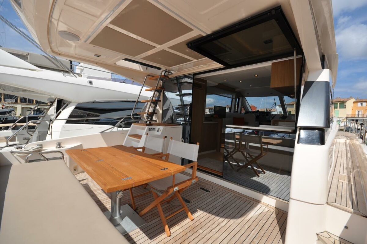 CAYMAN YACHTS F52 - 2020 - Image 7