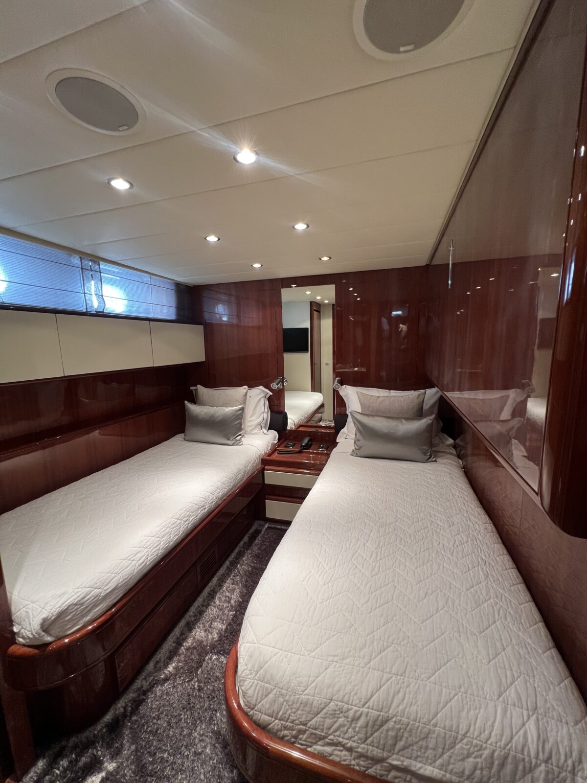 ARNO LEOPARD 23 "M/Y ATLAS" - Image 11