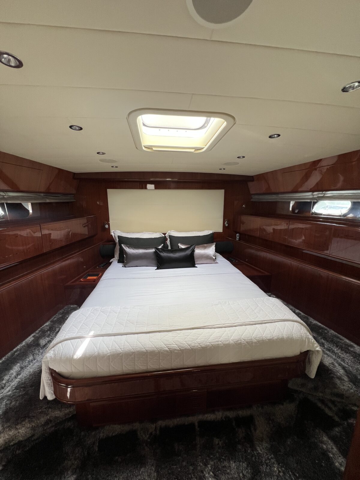 ARNO LEOPARD 23 "M/Y ATLAS" - Image 9